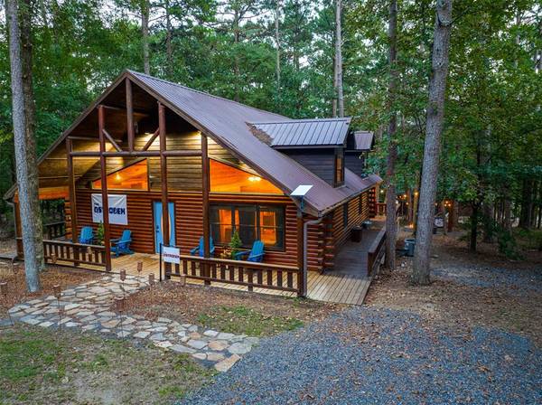 22 Steelhead Bay LN, Broken Bow, OK 74728