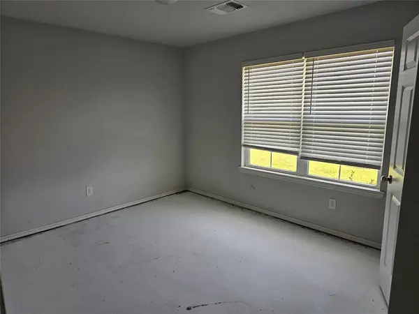 208 Tuscany CIR, Noble, OK 73068