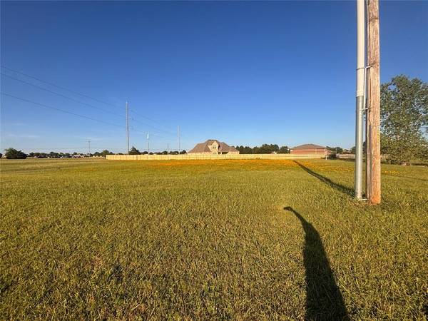 S Eastern AVE, Moore, OK 73160