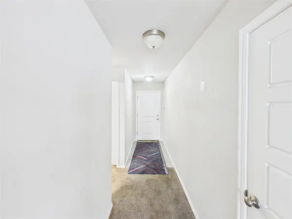 12500 Heritage Oaks DR, Oklahoma City, OK 73120