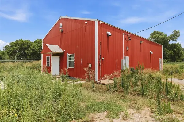 6925 US Highway 81 HWY, Hennessey, OK 73742