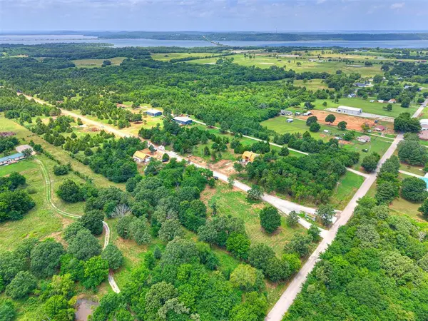 22 Emberlyn LN, Eufaula, OK 74432