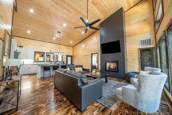 546 Conifer Crossing TRL, Broken Bow, OK 74728