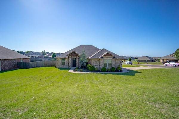 1799 Appaloosa DR, Blanchard, OK 73010