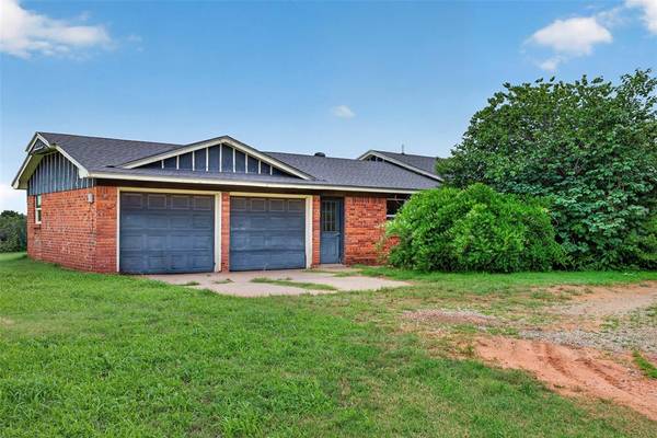 11500 SW 74th ST, Minco, OK 73059