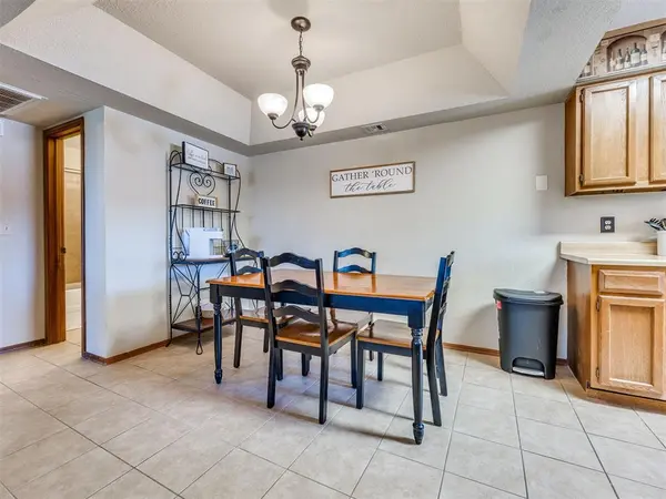11421 Springhollow RD #1102, Oklahoma City, OK 73120