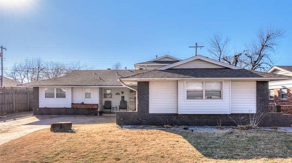 3105 N Viewpoint DR, Midwest City, OK 73110