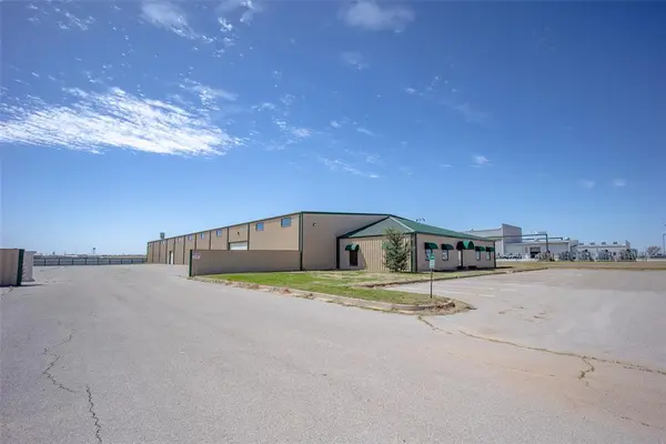 211 W Canyon RUN, Hinton, OK 73047
