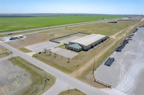 211 W Canyon RUN, Hinton, OK 73047