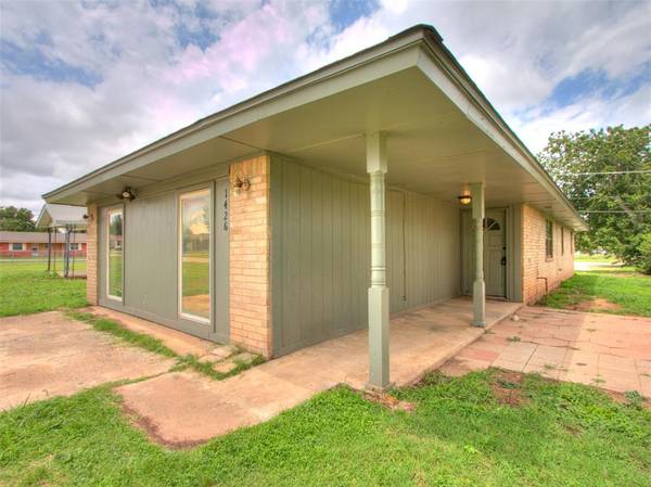1426 W Watts ST, El Reno, OK 73036