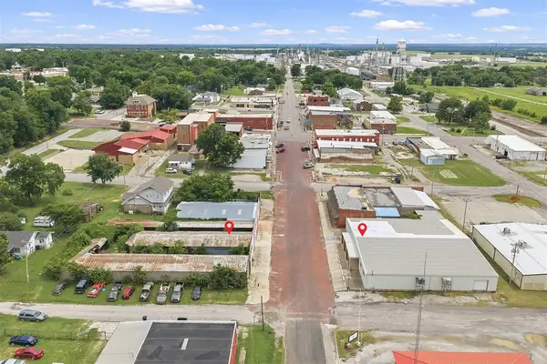 203 N Dean A McGee, Wynnewood, OK 73098
