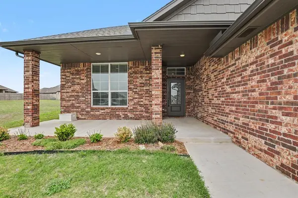 12812 NW 141st CIR, Yukon, OK 73099