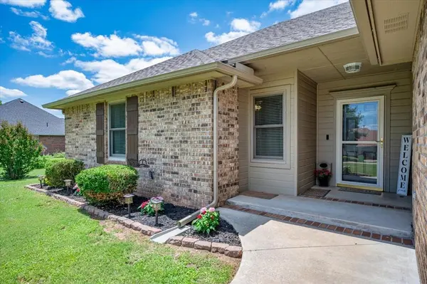 1115 Brunson AVE, Prague, OK 74864