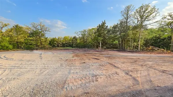 13 Titan DR, Ardmore, OK 73401