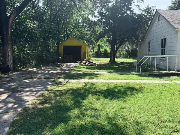 306 N 1st ST, Duncan, OK 73533