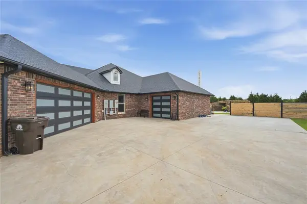 19213 W Walker RD, Mcloud, OK 74851