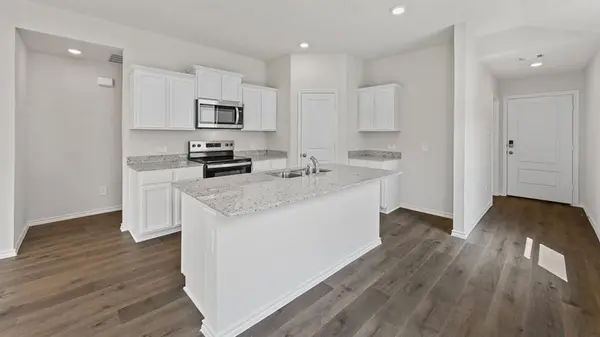 10521 Red Thistle DR, Oklahoma City, OK 73114