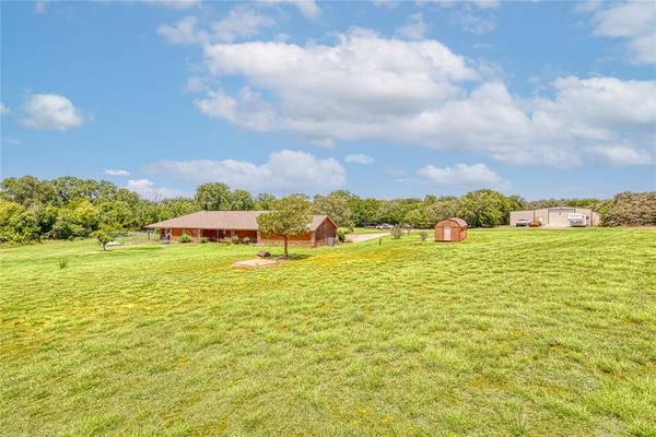 11221 N 1960 CIR, Elk City, OK 73644