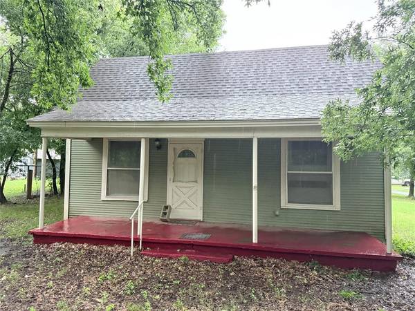 501 N Taylor ST, Wynnewood, OK 73098