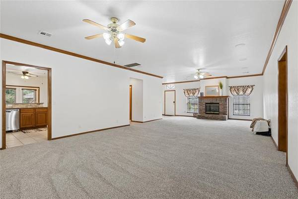 16104 Vintage CT, Edmond, OK 73013