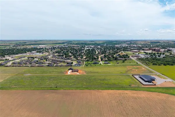 24123 E 1016 RD, Weatherford, OK 73096