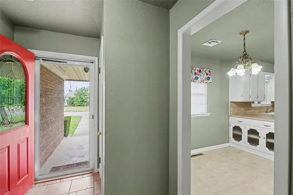 306 Spurlin DR, Sayre, OK 73662