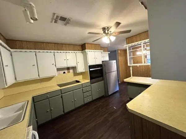 609 N Hyden, Stratford, OK 74872