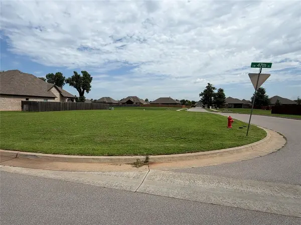 12109 SW 47th ST, Mustang, OK 73064
