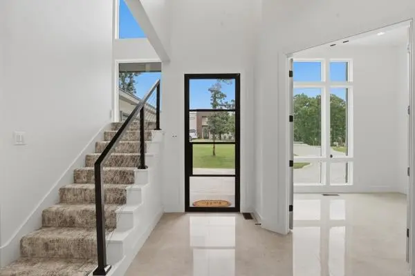 7717 Whitney Michel DR, Oklahoma City, OK 73121