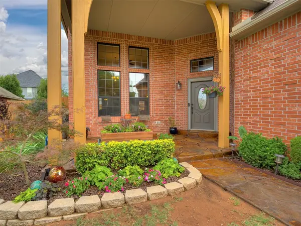 908 N Justin DR, Yukon, OK 73099
