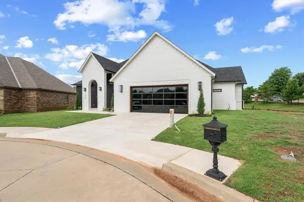 1304 Katelyn CT, Yukon, OK 73099
