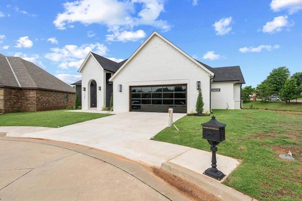 1304 Katelyn CT, Yukon, OK 73099