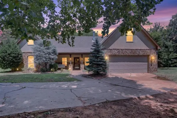521 Partridge LN, Edmond, OK 73034
