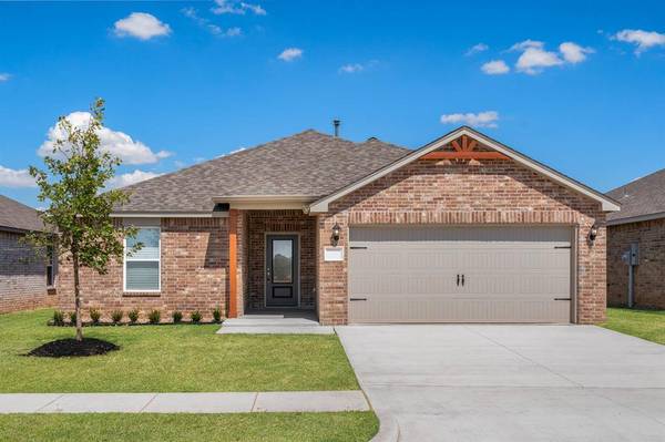 725 Luna WAY, Tuttle, OK 73089