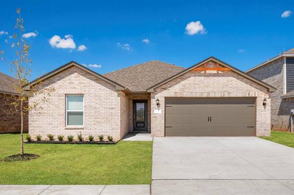 733 Luna WAY, Tuttle, OK 73089