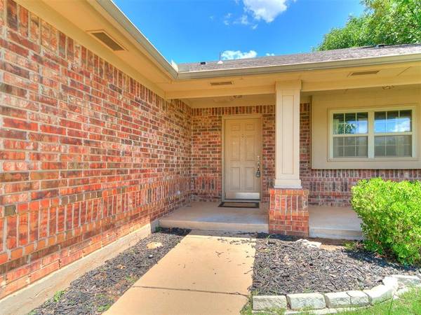 18100 Calle WAY, Edmond, OK 73012