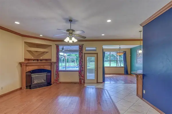 3853 Deer Brook TRL, Piedmont, OK 73078