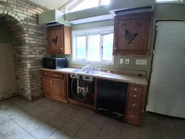 1405 N 14th ST, Okemah, OK 74859