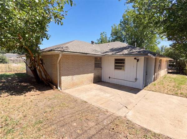 7629 NW 14th ST, Oklahoma City, OK 73127