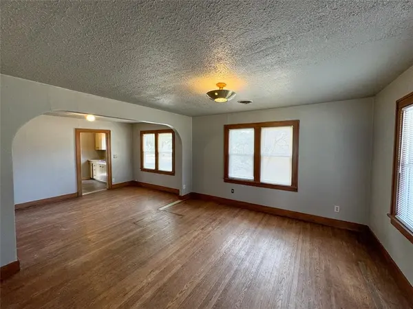 913 N Boulevard ST, Edmond, OK 73034