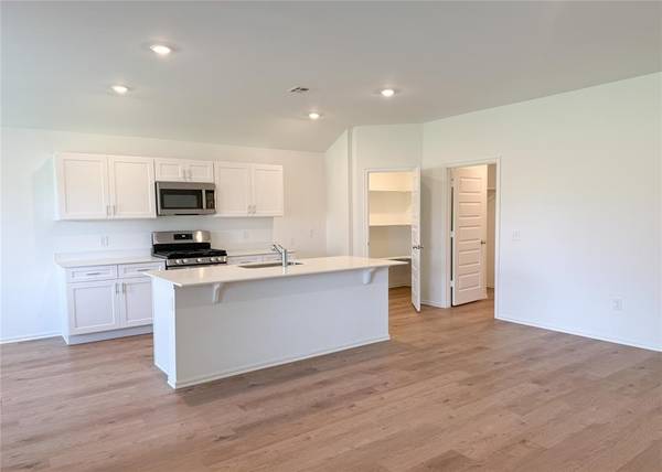 16309 Harvester DR, Piedmont, OK 73078