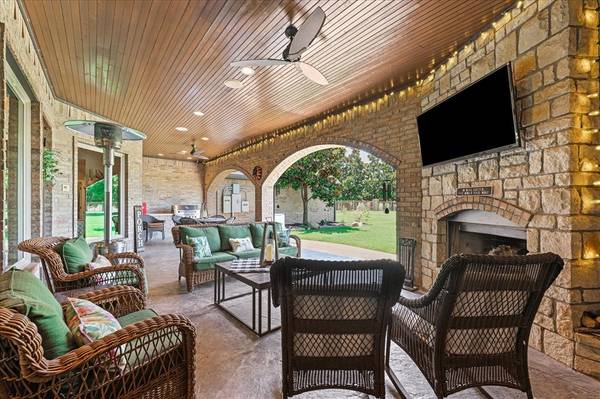 1204 Turnberry CIR, Shawnee, OK 74801