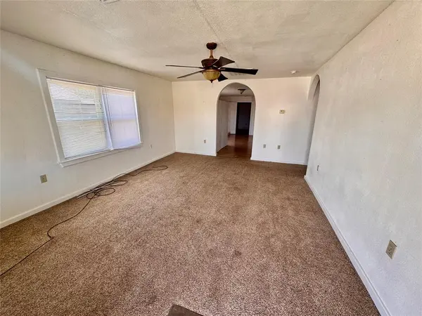 107 N Highland ST, Seminole, OK 74868