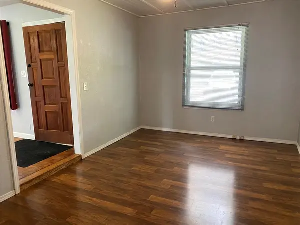 8 W Pulaski ST, Shawnee, OK 74804