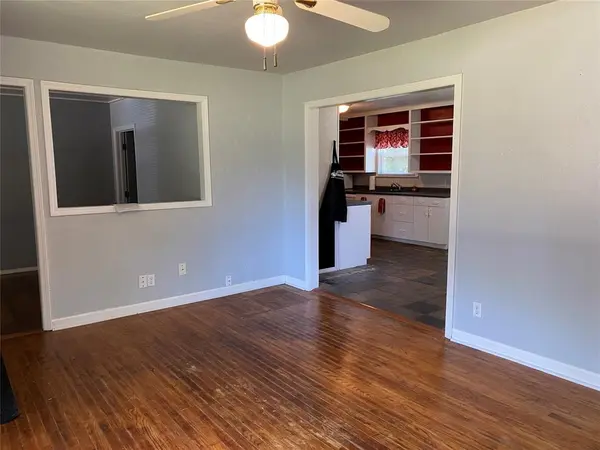 8 W Pulaski ST, Shawnee, OK 74804