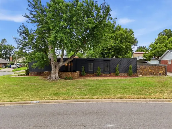 2904 Robin RD, Midwest City, OK 73110