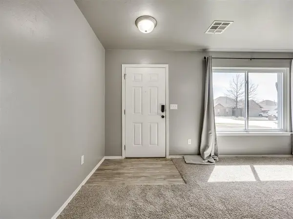 609 Linden LN, Mustang, OK 73064