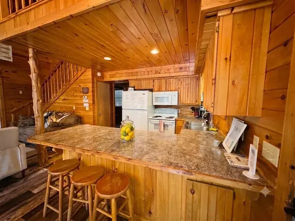 115 Laurel Branch LN #141, Broken Bow, OK 74728