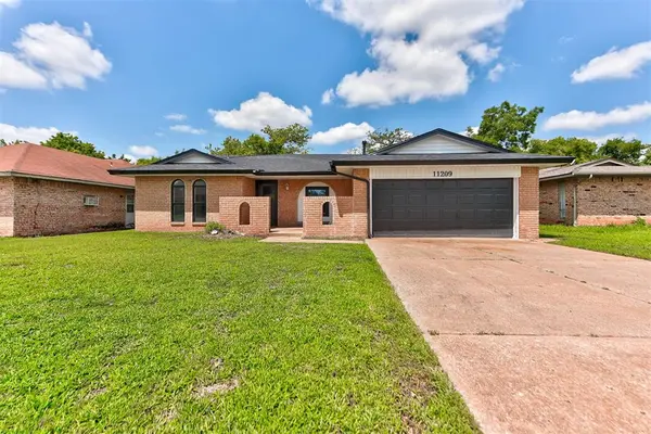 11209 Bel Air PL, Oklahoma City, OK 73120