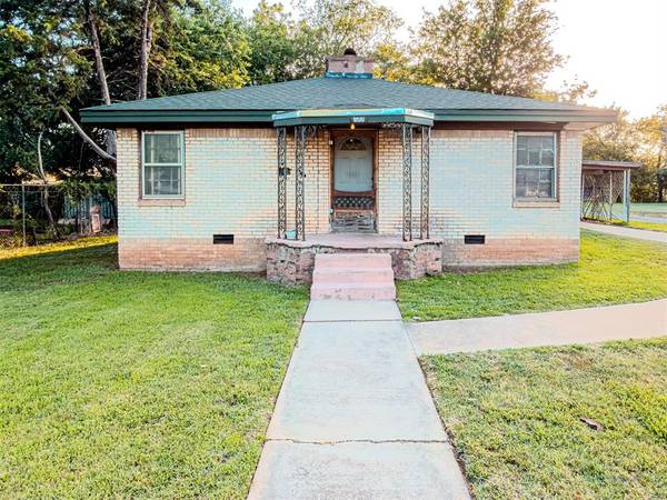 622 S 14th ST, Chickasha, OK 73018